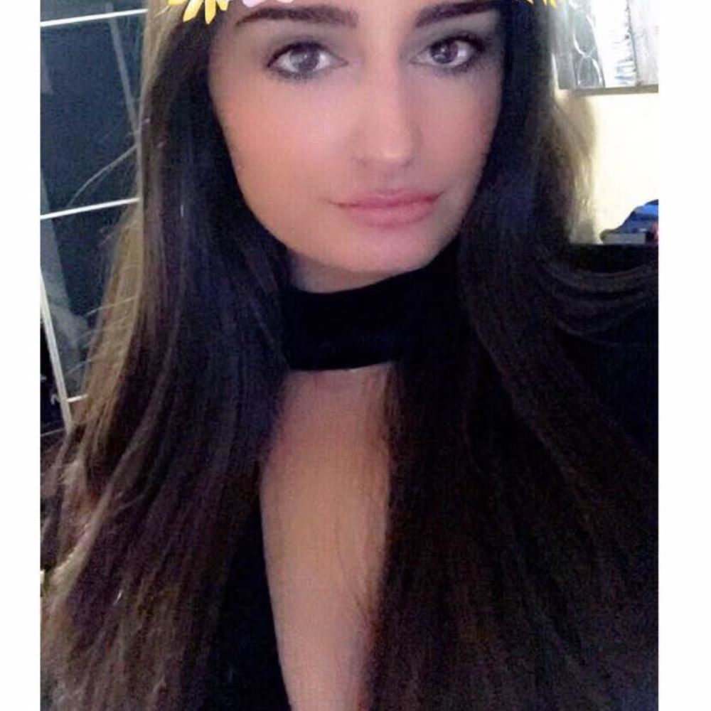 Meet your Posher, Nora